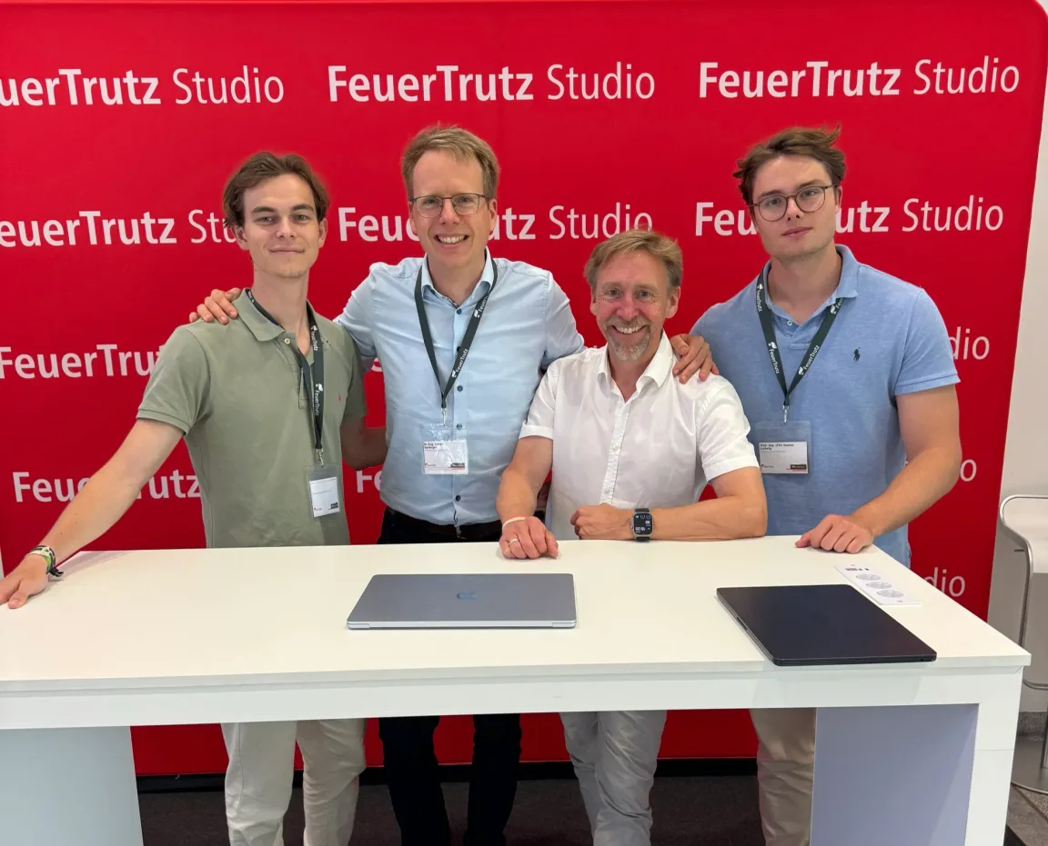 Das MittelstandGPT-Team gemeinsam mit Lukas Sprenger und Daniel Ludwig von ST Brandschutz